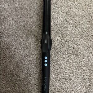 Bio Ionic Black Curling Iron 1.25